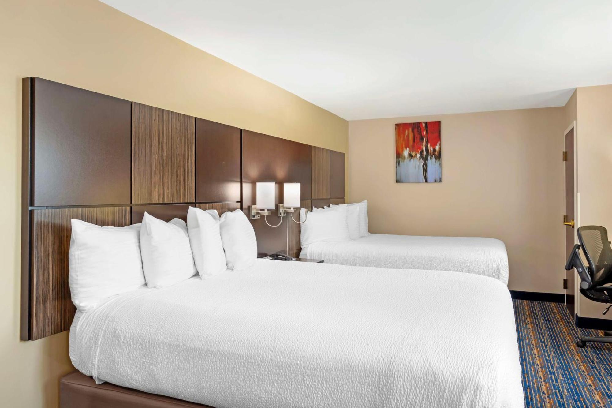 Best Western Plus Fairfield Hotel Exterior photo